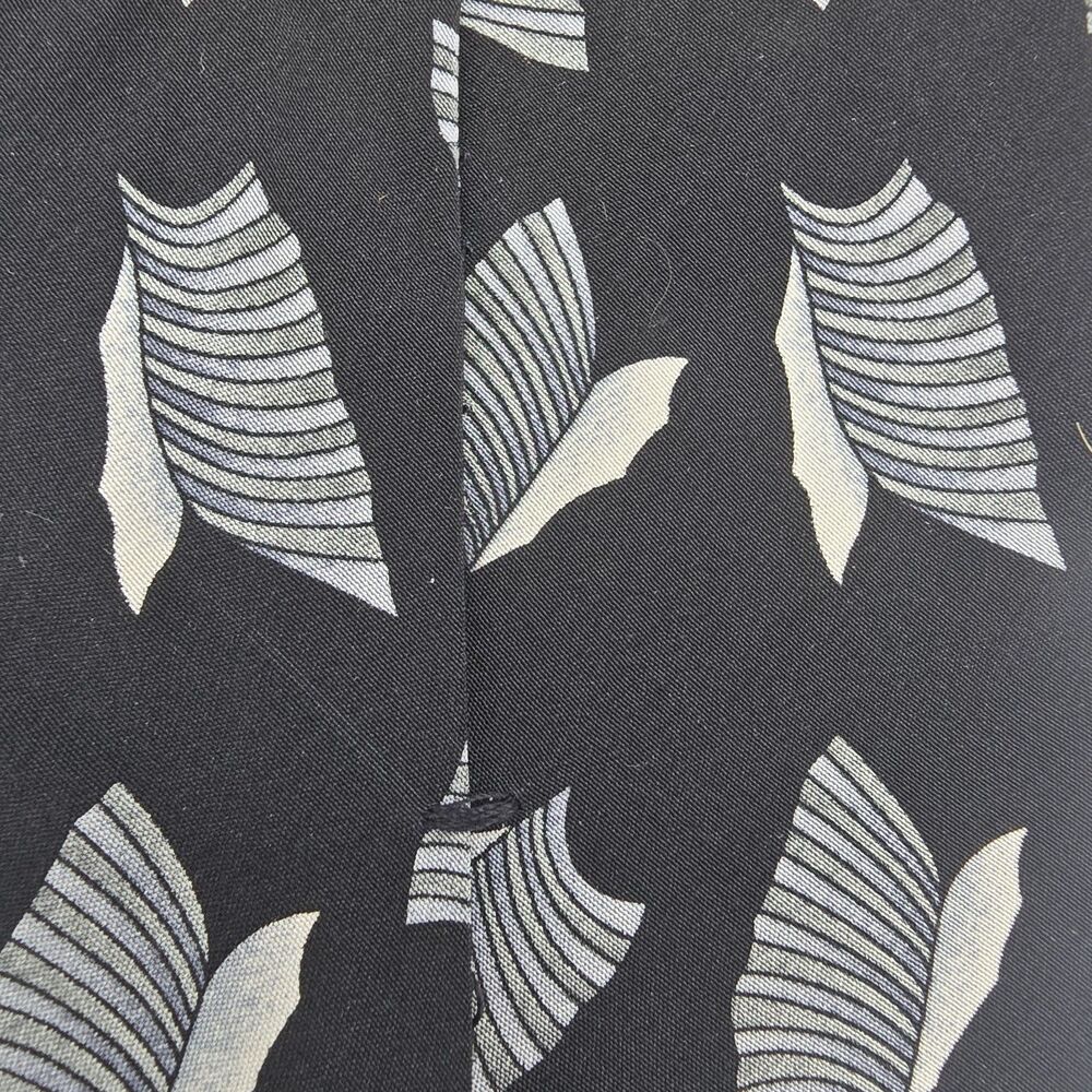 Cocktail Colors Mens Black White Purple Abstract 100% Silk Necktie 58 x 4 Inches - Picture 5 of 6